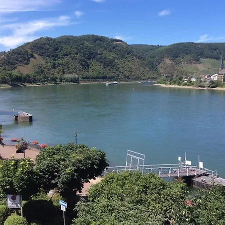 Apartment Grosse Mit Rheinblick