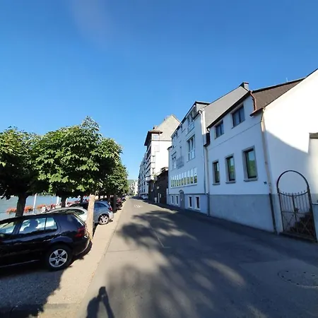 Apartment Grosse Mit Rheinblick *