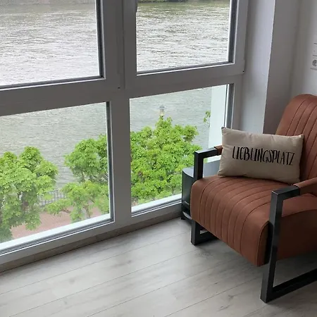 Apartment Grosse Mit Rheinblick