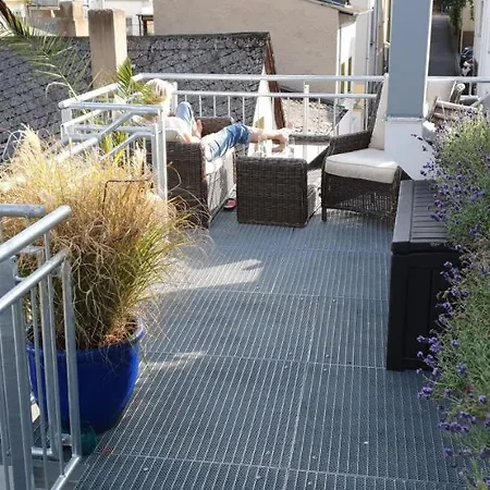 Apartment Grosse Mit Rheinblick *