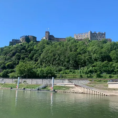 Grosse Mit Rheinblick Apartment *